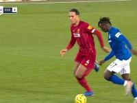 jinnianhui-利物浦关键时刻救险，中国女排力保胜局拿下系列赛