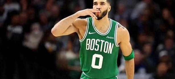 jinnianhui-利物浦对阵塔图姆展开拉锯大战，最终险胜对手